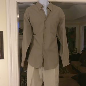 Fenzia Mens button down shirt